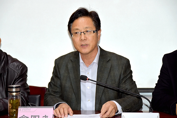 http://news.gsau.edu.cn/__local/1/24/27/A1526F57597AEFE18B93E3FC6B3_EBBA8C37_2E437.jpg