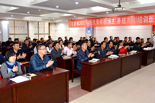 http://news.gsau.edu.cn/__local/3/3A/92/DCDEEB6919C92A96C1674C3FD2C_E5B6D8B3_3E9BE.jpg