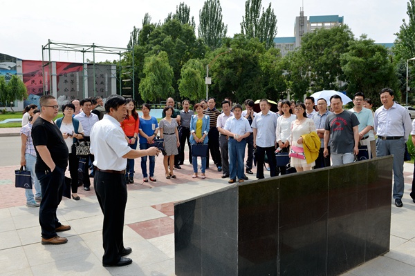 http://testjxjy.gsau.edu.cn/xyxw/UploadFiles_4776/201506/2015062710364811.jpg